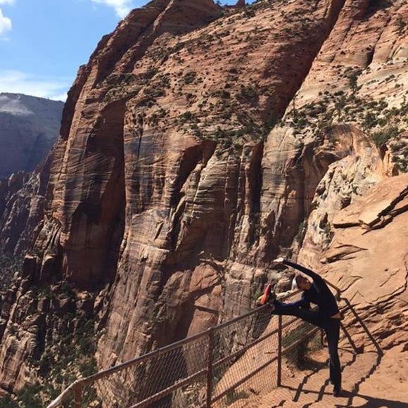 Meet your Posher, Helen - Picture 4 of 4