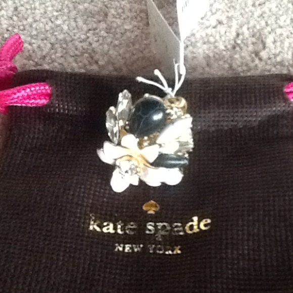 Kate Spade ring - Picture 2 of 5