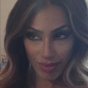 Meet your Posher, Helean