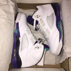 RETRO JORDAN 5 GRAPES