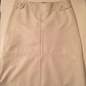 Banana Republic White Leather Tab Front Skirt