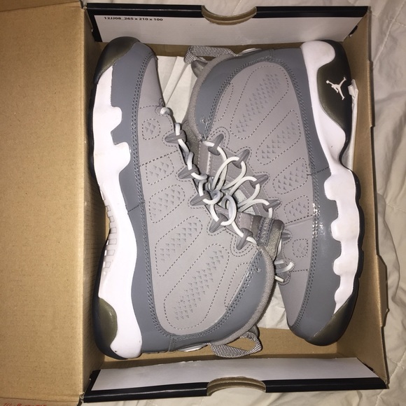 RETRO 9 COOL GREY
