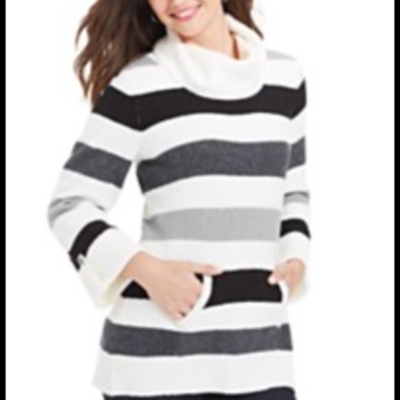 Striped Textured Turtleneck Sweater