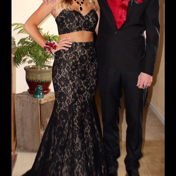 Black prom dress - Picture 1 of 2