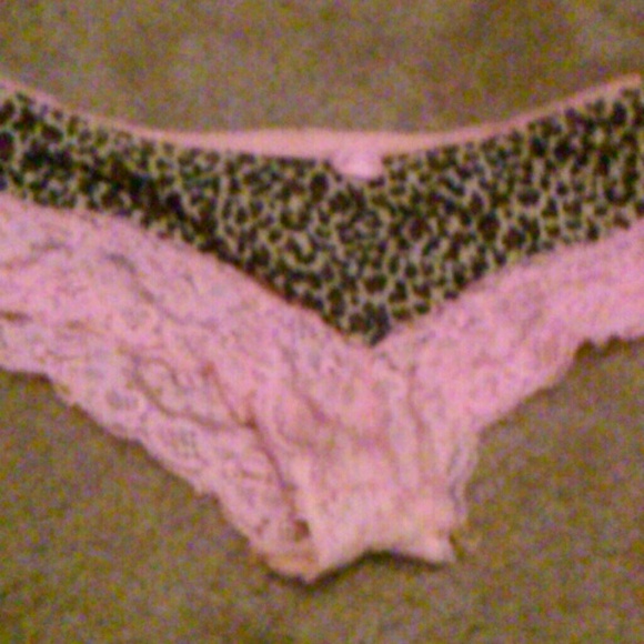 Cheetah print and pink lace cheeky undies