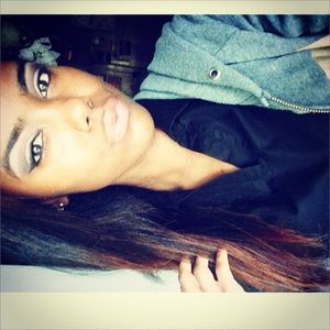 Meet your Posher, Rayjean