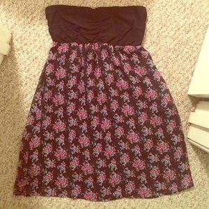 🌟 HOST PICK! Express Floral Dress