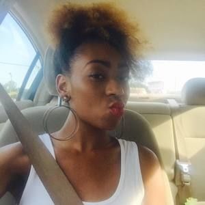 Meet your Posher, Renequa