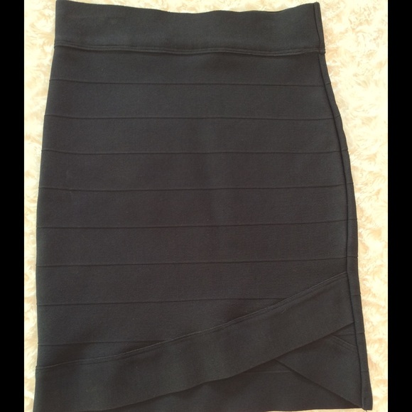 Guess Black Bandage Skirt - Picture 3 of 3
