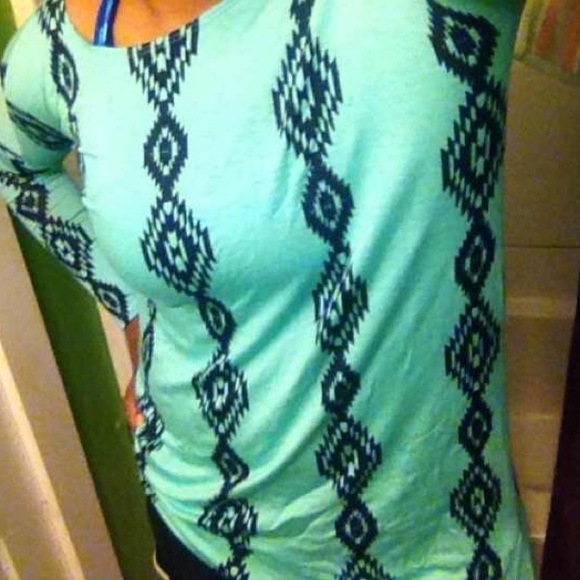 Piko tunic - Picture 2 of 2