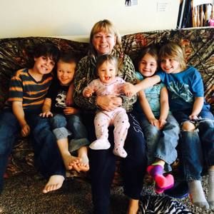 Meet your Posher, Cara