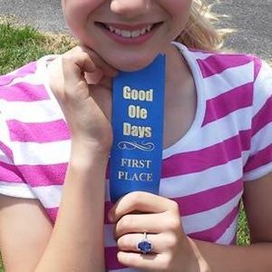 Meet your Posher, Angela