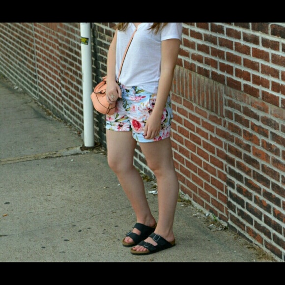 New York & Company Pants - New York & Company floral shorts