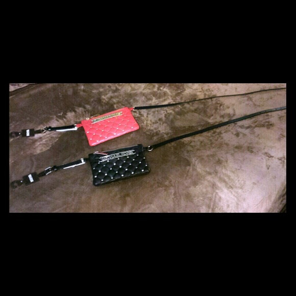 Michael Kors pouch belts red or black