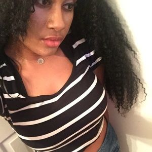 Meet your Posher, Latasha