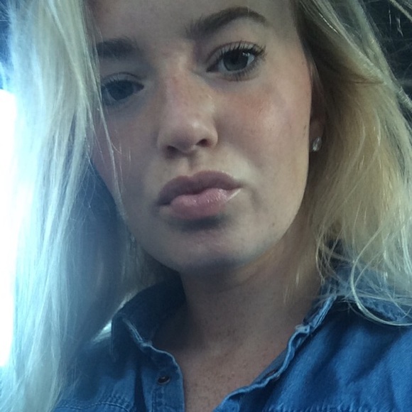 Meet your Posher, Marisa