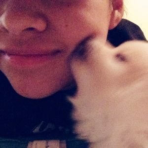 Meet your Posher, Yessica