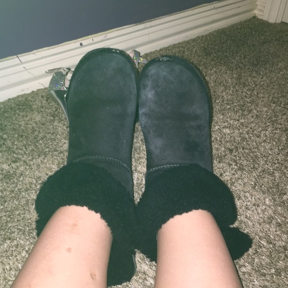 Black Uggs decent condition