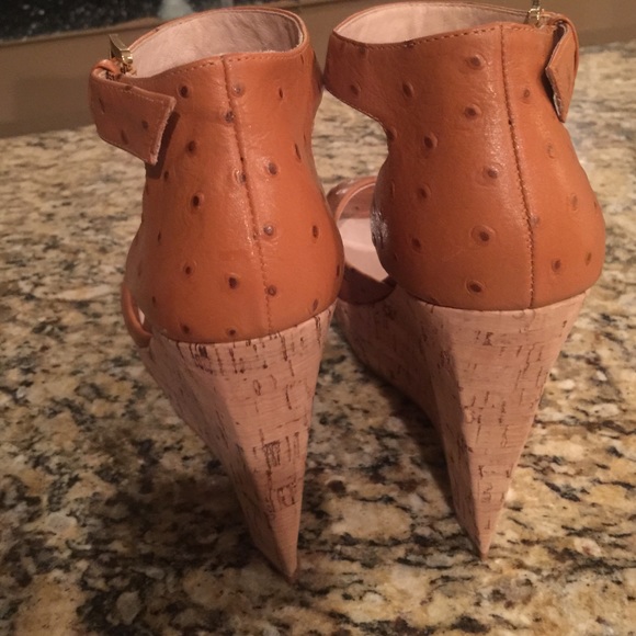 MICHAEL Michael Kors Ariana Wedge size 9 - Picture 4 of 4