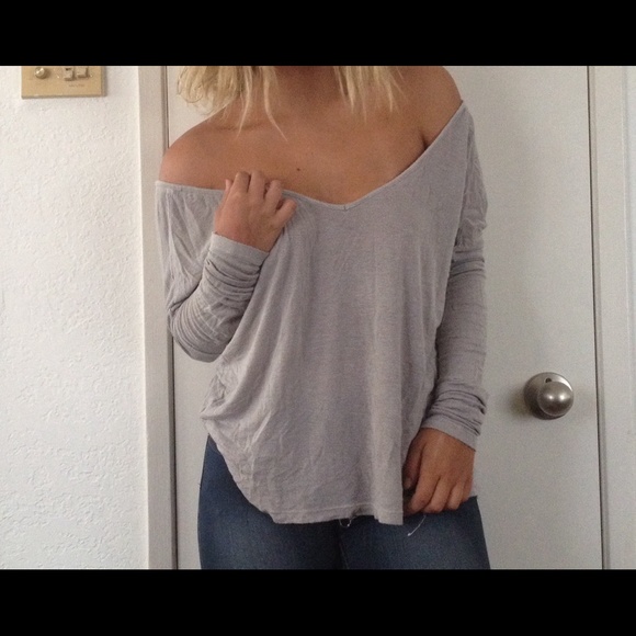 Brandy Melville V-Back Shirt