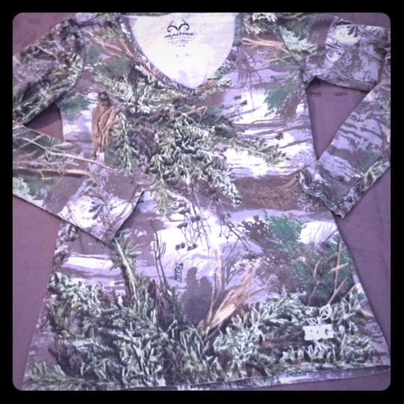 NEW ✅ REALTREE CAMO TOP