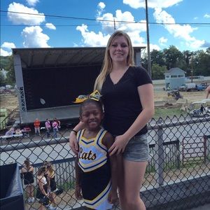 Meet your Posher, Crystal