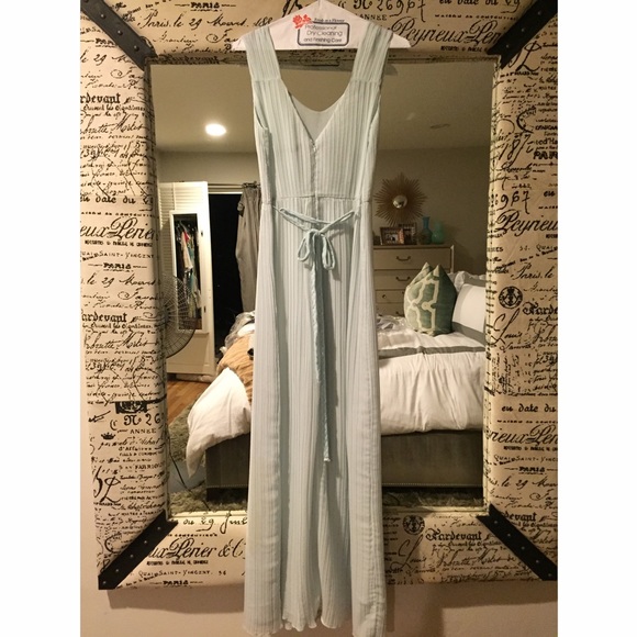 Semi formal Maxi Dress! - Picture 2 of 3