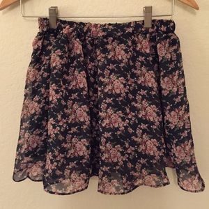 Floral flowy skirt