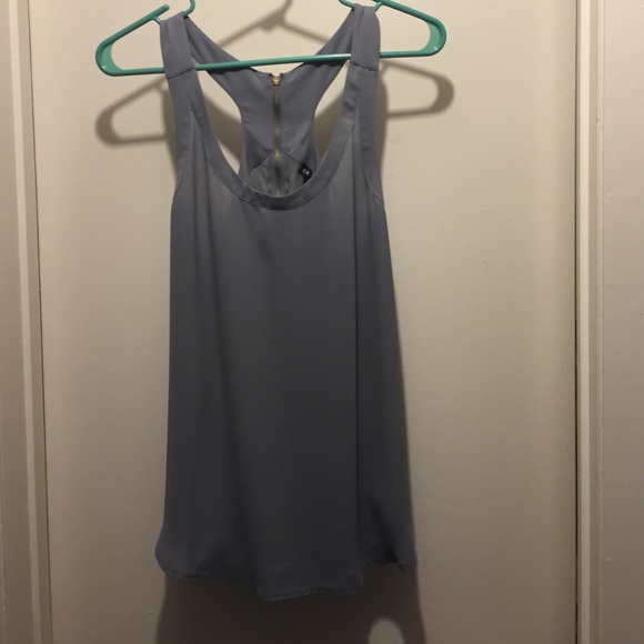 Gray tank