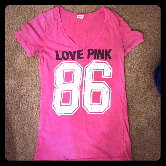 Love pink t-shirt