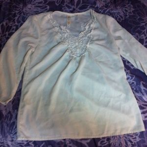 Off white quarter sleeve Adiva shirt