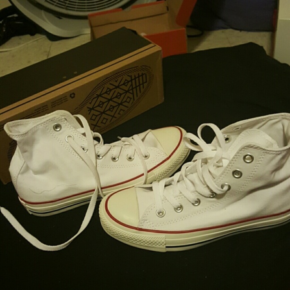 Converse brand new