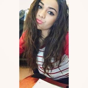 Meet your Posher, Briana