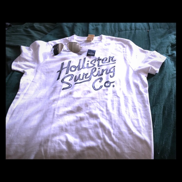 Lovely never worn new with tags Hollister t,shirt