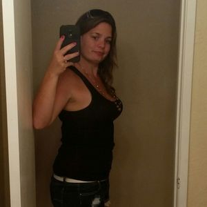 Meet your Posher, Tonya