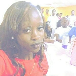 Meet your Posher, Roseline