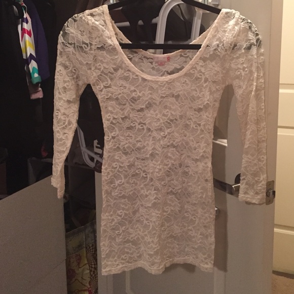 Lace top - Picture 2 of 2