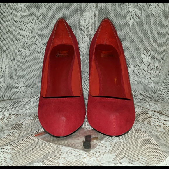 Red Faux Suede pump size 6