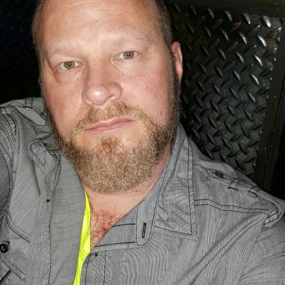 Meet your Posher, Andrew - Picture 1 of 1