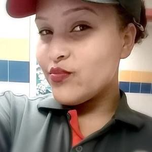 Meet your Posher, Dee