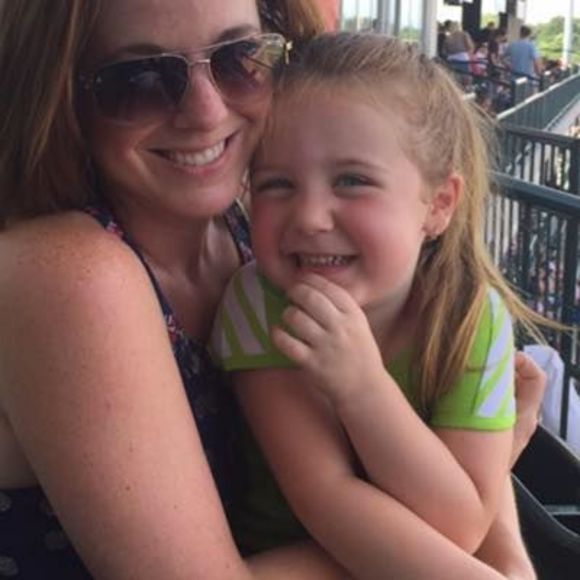 Meet your Posher, Jennifer - Picture 2 of 2