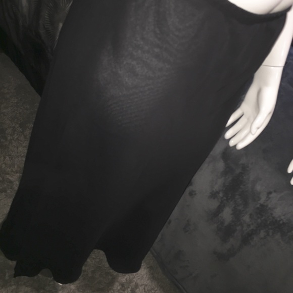 18W Maxi lined body fitted skirt