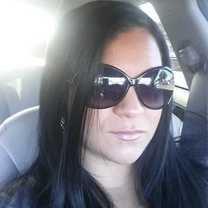 Meet your Posher, Ednalee