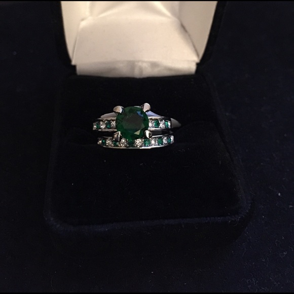 Swiss Crystal Wedding Set - Picture 3 of 4