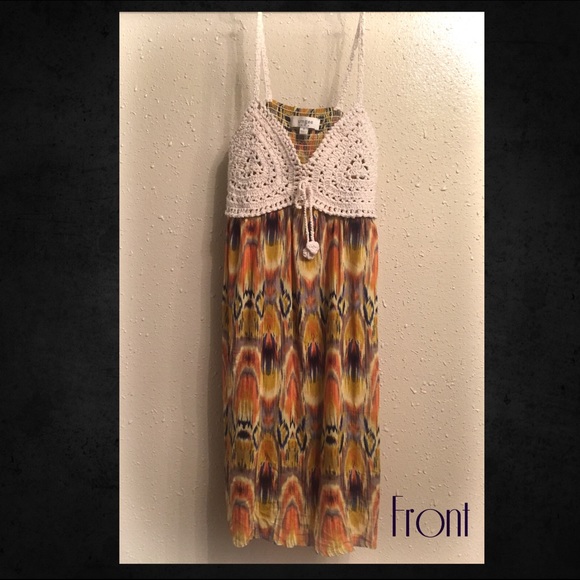 Colorful Knee-Length Day Dress - Picture 1 of 4