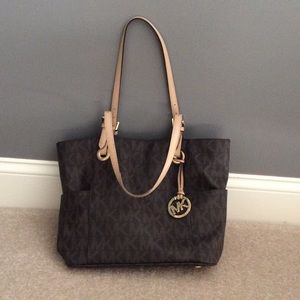 Brown Michael Kors Jet Set Tote :)