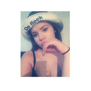 Meet your Posher, Sophia