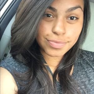 Meet your Posher, Gina