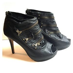Zigi Soho zipper bootie