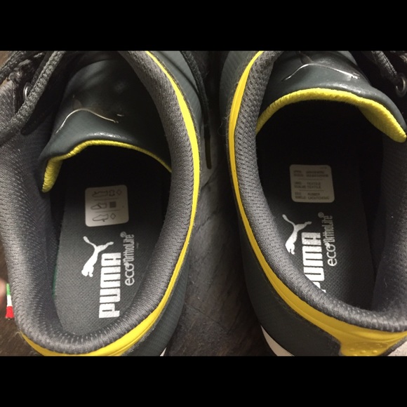 Men's Puma Limited Edition Ferrari Shoes. - Picture 2 of 4